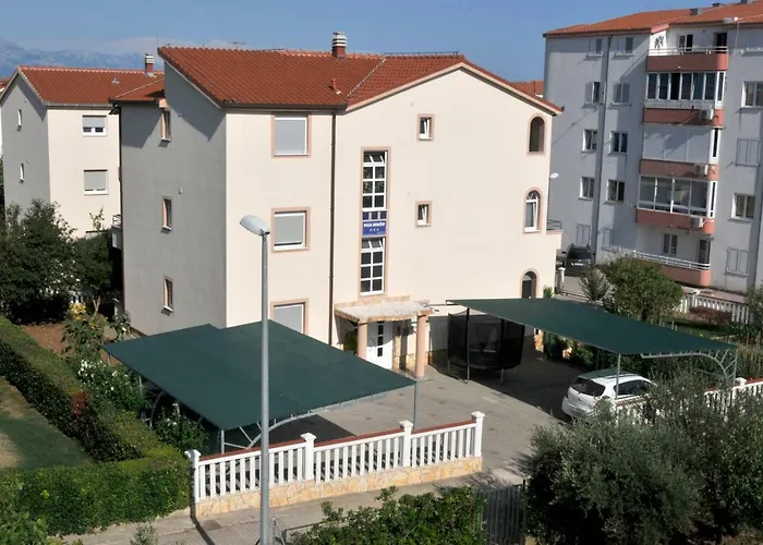 Apartment Drasko *