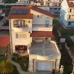 Drasko Апартаменты Каштела