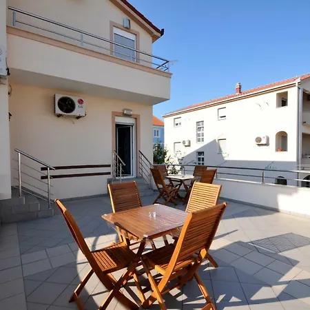 Apartment Drasko Kastela